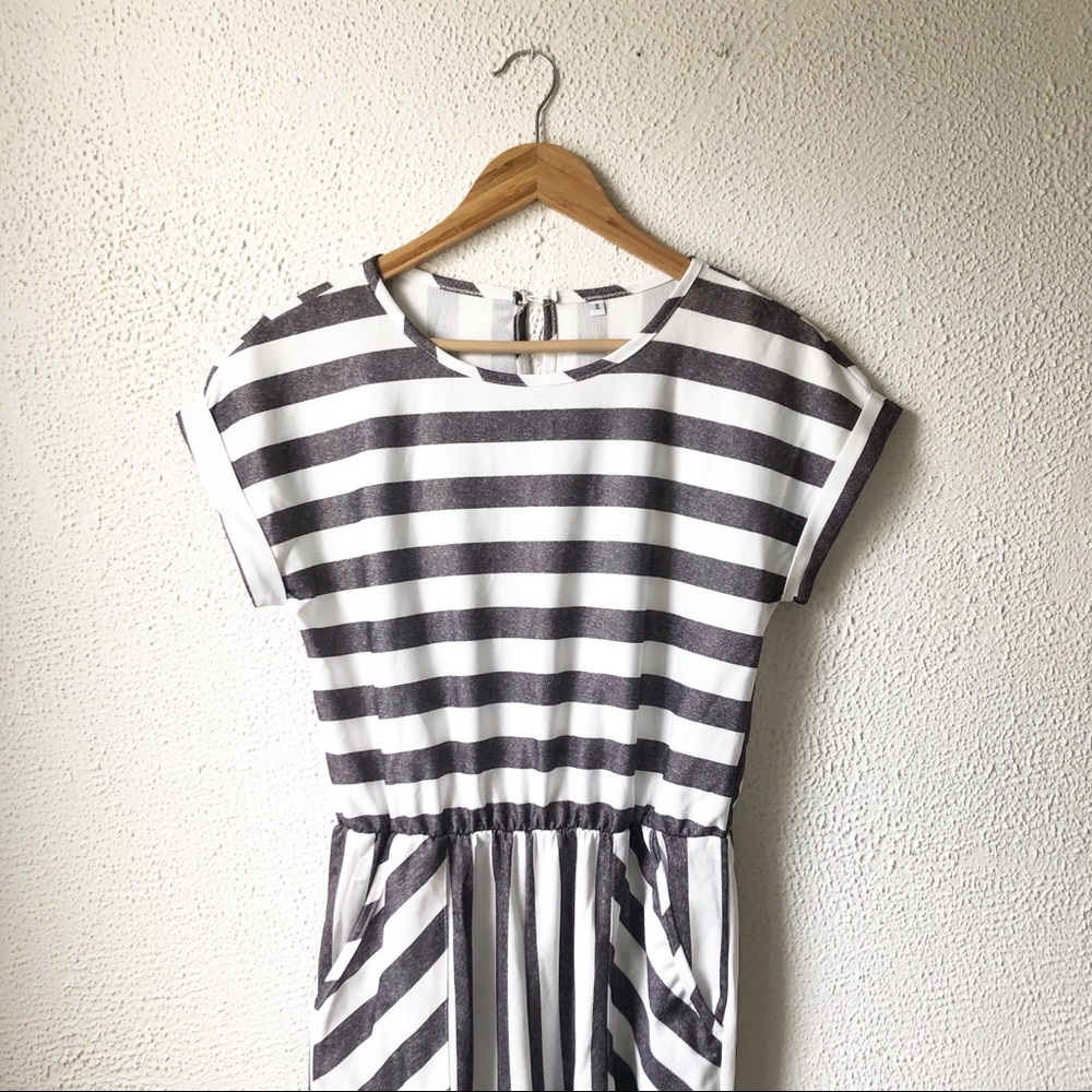 Gray & White Striped Long Pants Jumper Small - Picture 2 of 8